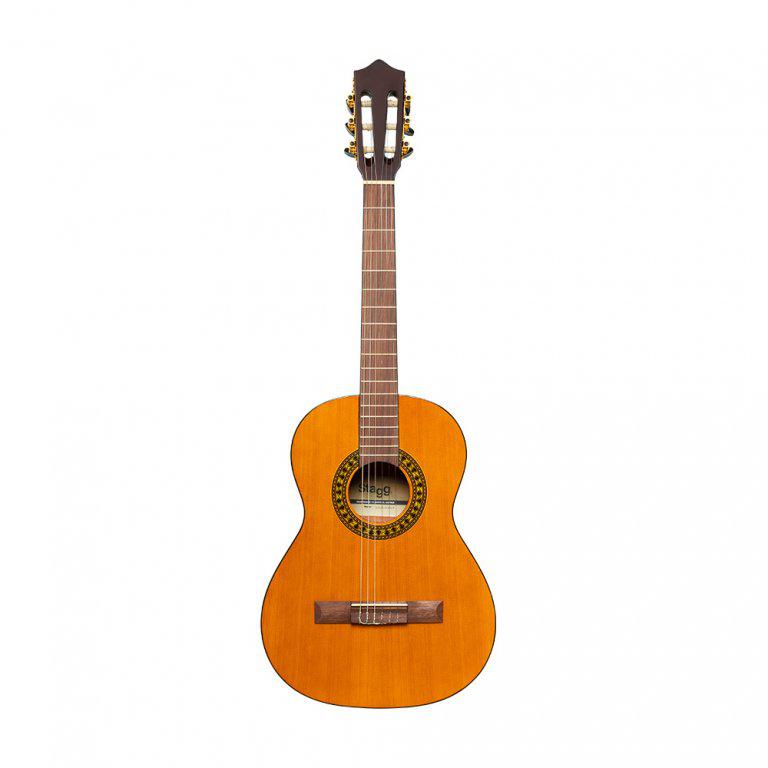 Stagg SCL60 3/4 Klassisk guitar med grantop.