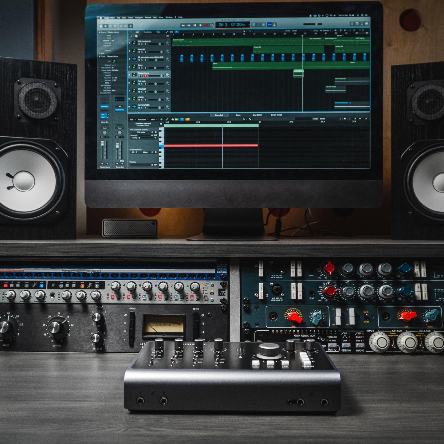 AUDIENT iD44 MkII- 20in/24out Audio Interface