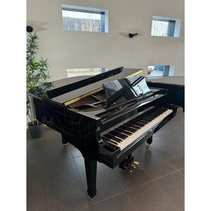 Essex Grand Piano, Designed by Steinway, used but in great condition