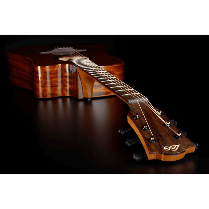 Lag Guitars T98DCE Dreadnought, cutaway, electro