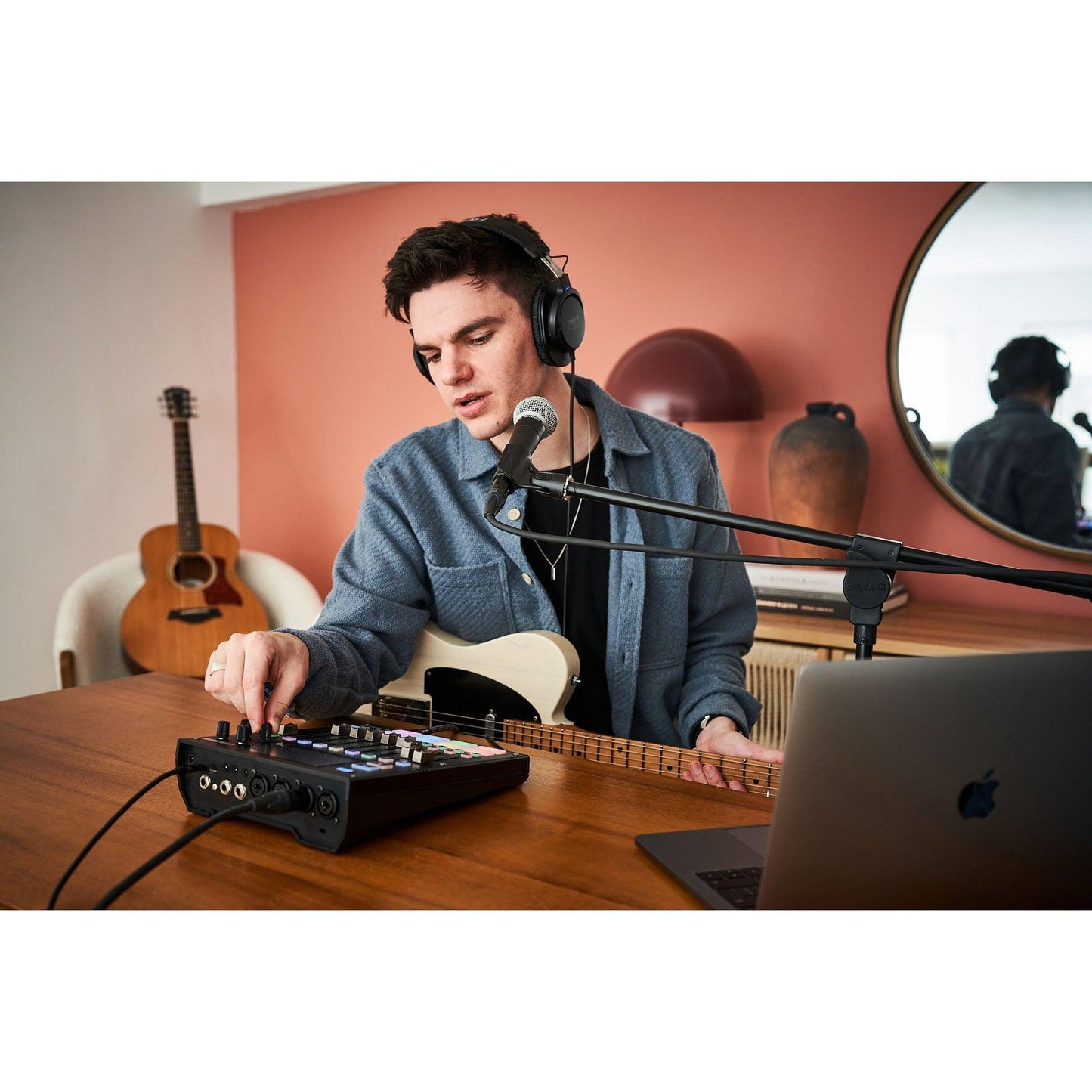 Boss Gigcaster 8 Audio Streaming Mixer 