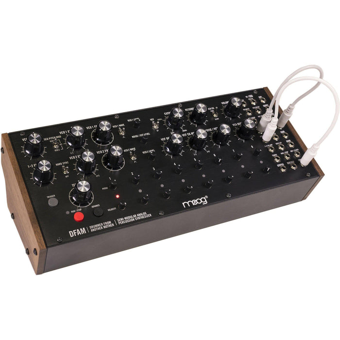 Moog DFAM Semimodulær analog percussion synth.