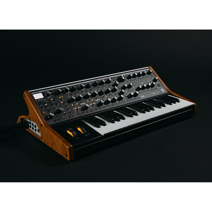 Moog Subsequent 37