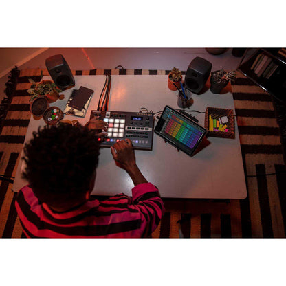 Roland Verselab MV-1