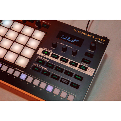 Roland Verselab MV-1