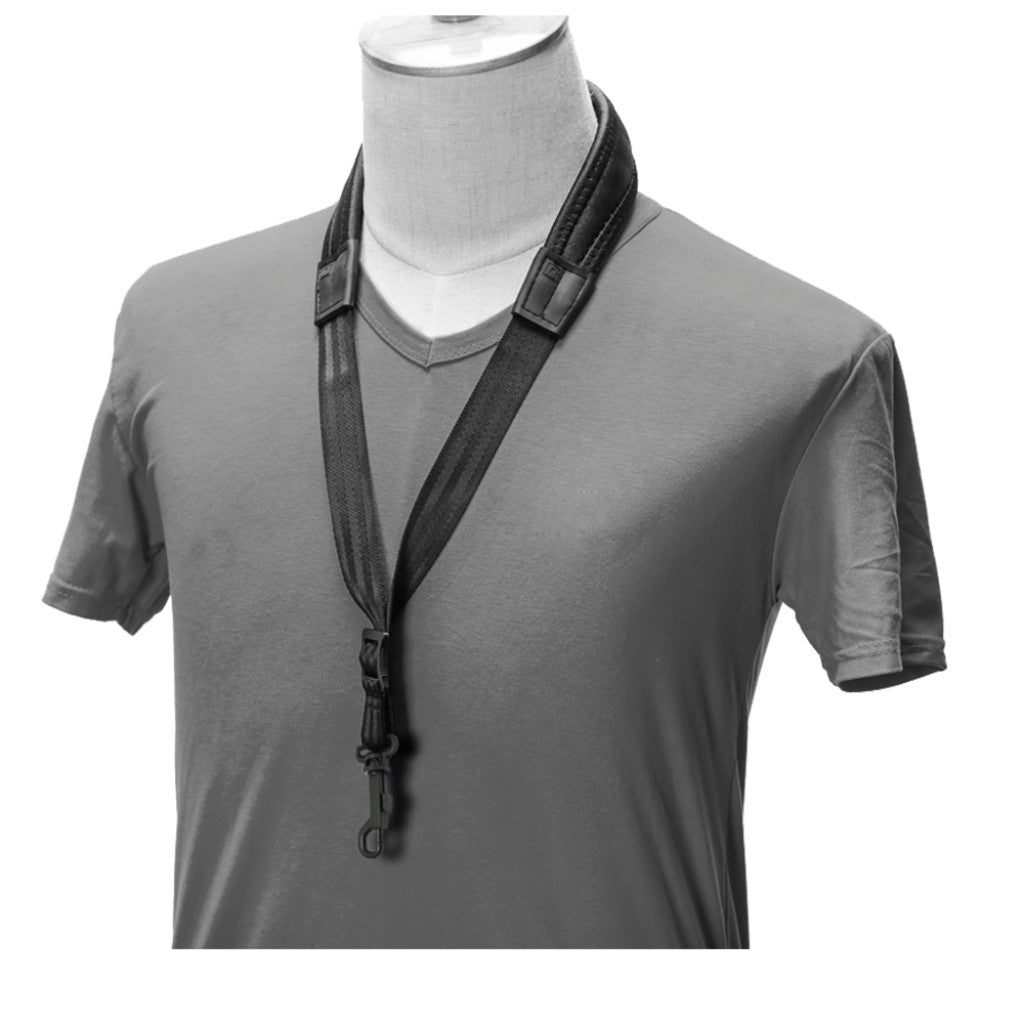 Stagg adjustable Saxophone strap in soft neoprene - black